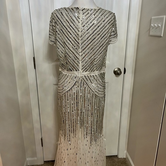 Adrianna Papell, White and Silver Dress, Women, Size 10 - Picture 4 of 12
